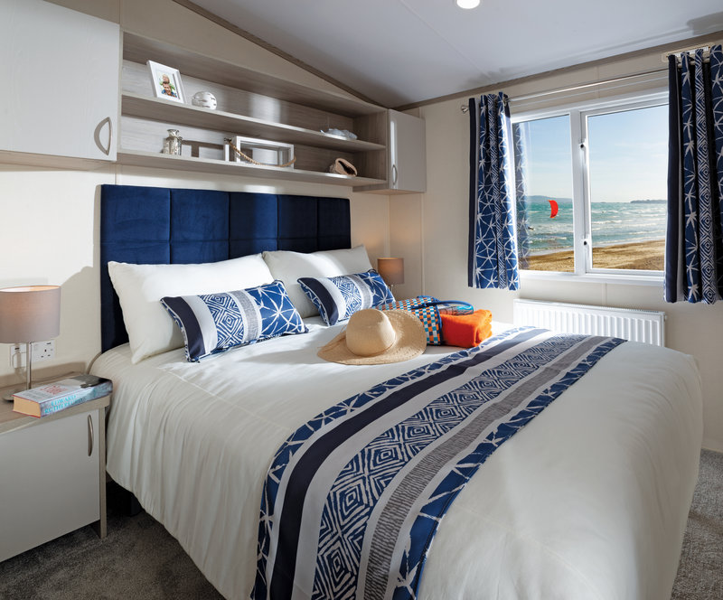 Seascape Bedroom Decorating Ideas