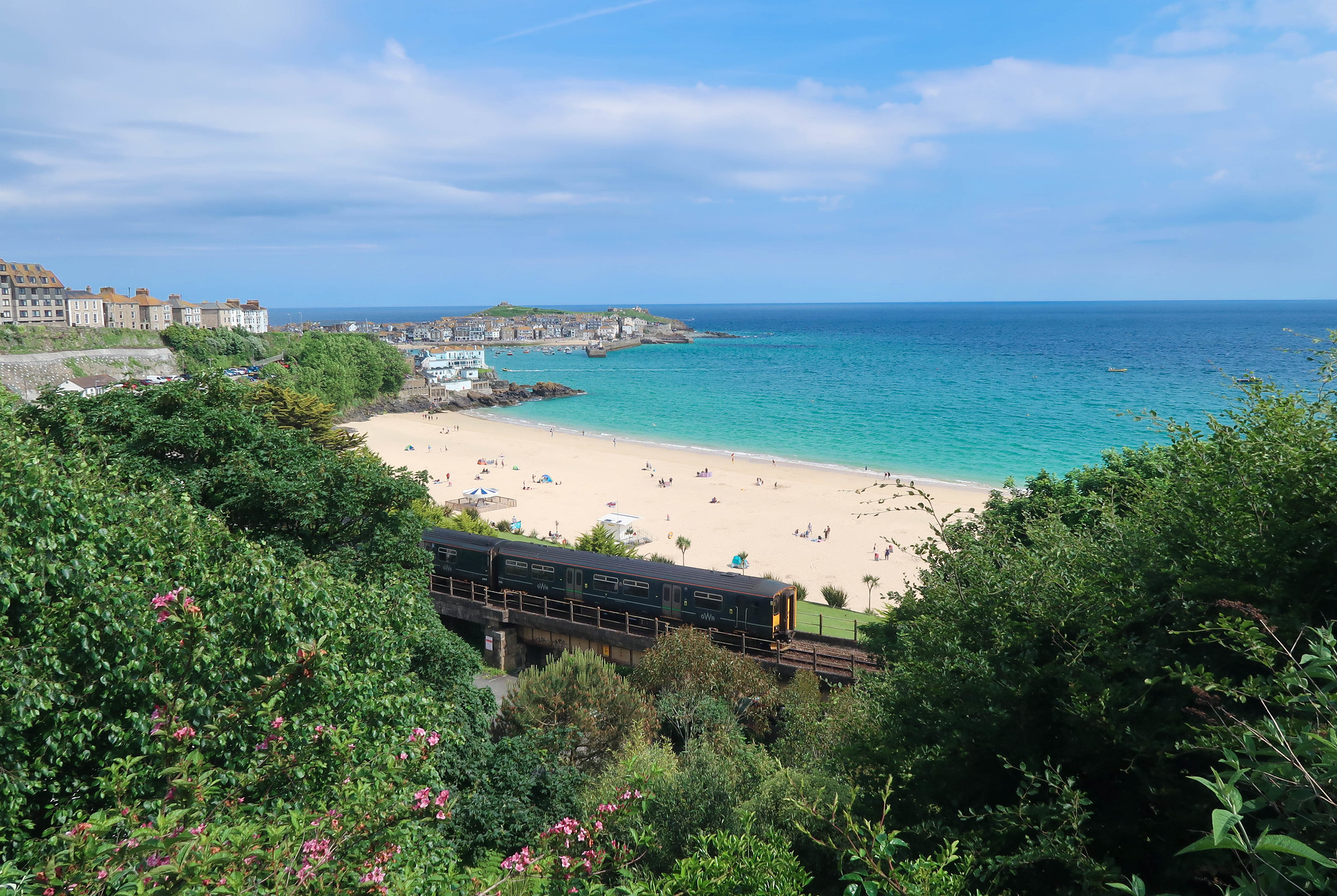St Ives Bay Line Train - Photo by Sykes Cottages - Flikr